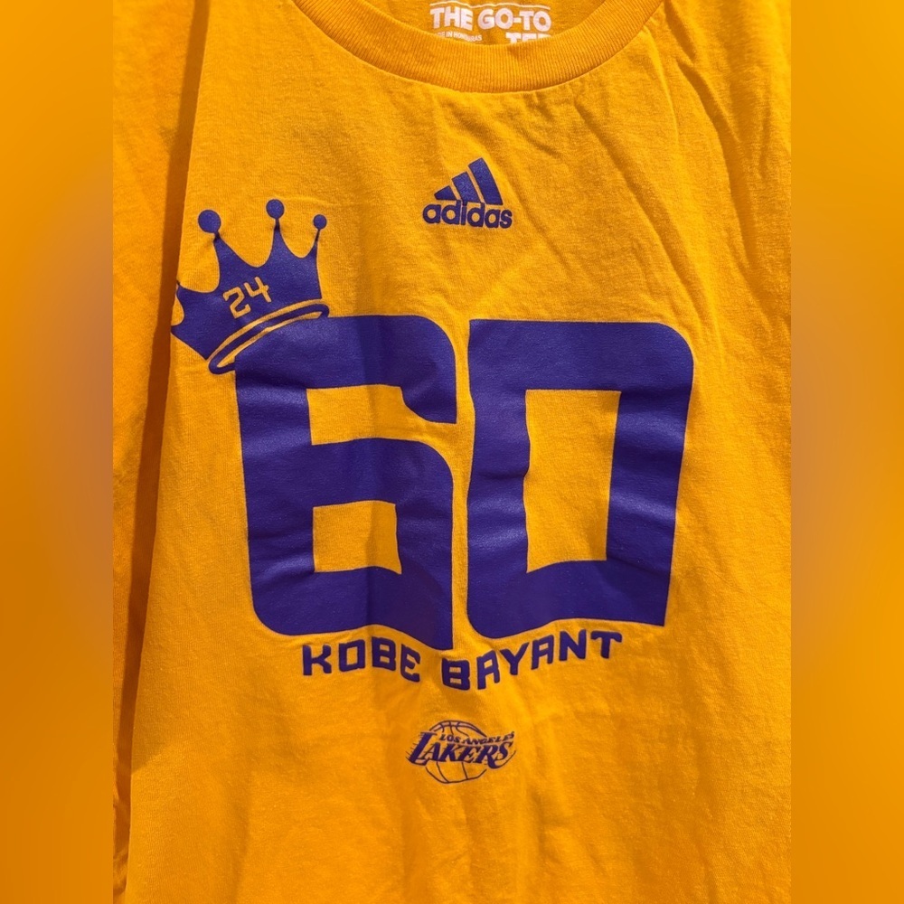 Kobe Bryant Farewell 60 Point Los Angeles Lakers Adidas T-shirt Men’s Size Med - Picture 7 of 7